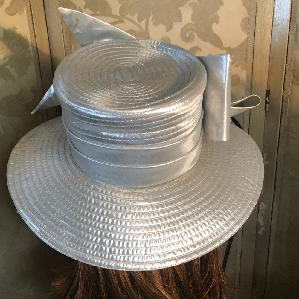Vintage Wide Brim Silver Metallic Derby Hat - Picture 7 of 12